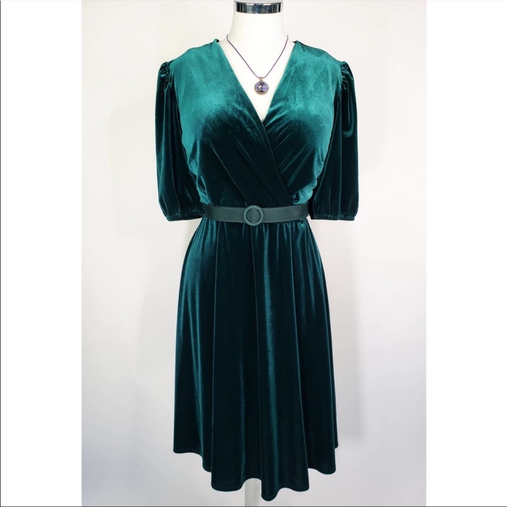 Lane Bryant green velvet dress with belt